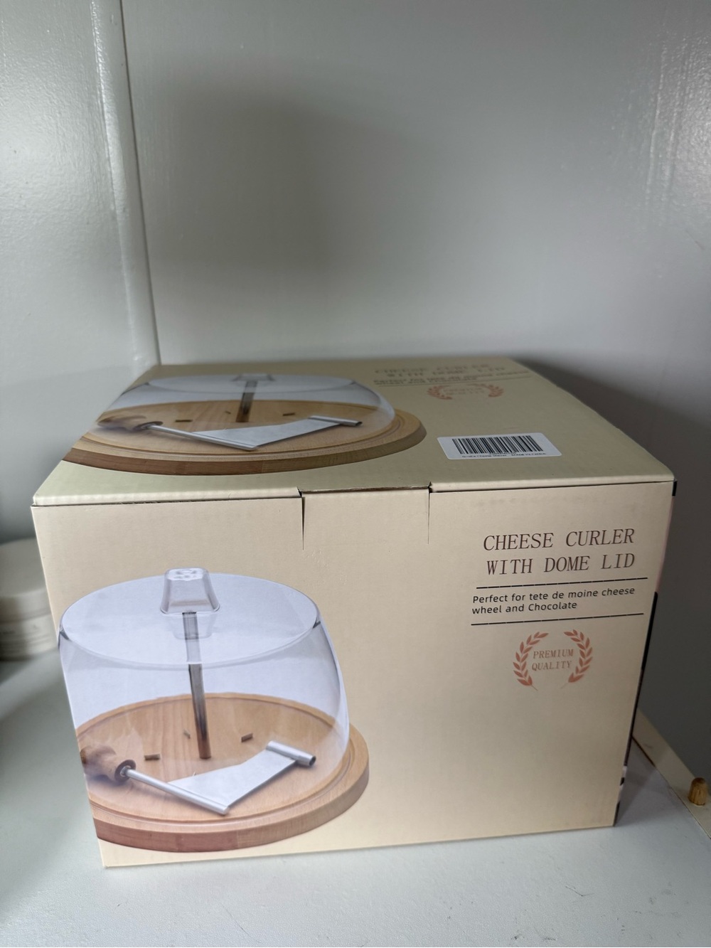 Cheese Cutter Cheese Curler with dom lid
